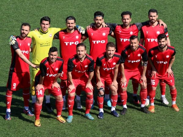 دیدار تیم‌های فوتبال سپیدرود رشت _  ویستاتوربین تهران