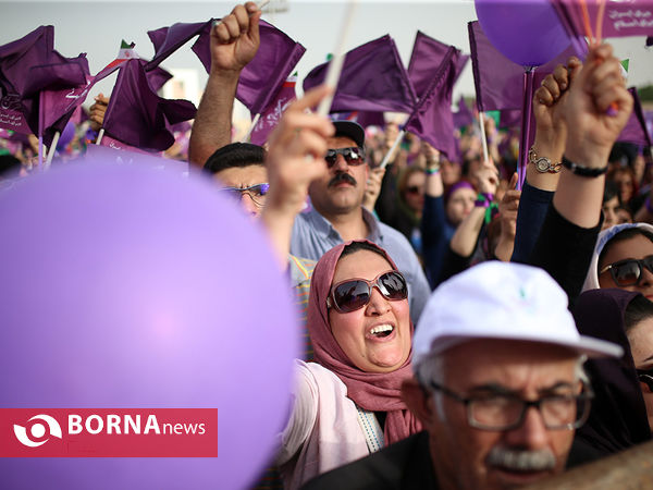 دکتر روحانی در جمع مردم اهواز