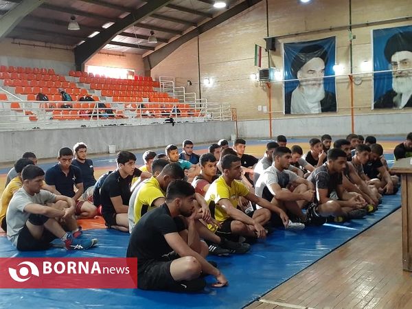 بازدید دکتر هاشمی جواهری از تمرین تیم ملی کشتی جوانان آزاد ایران