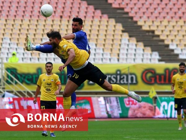 دیدار تیم فوتبال سپاهان _ گل گهر سیرجان