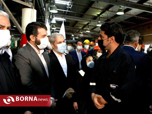 مراسم رونمایی از محصولات جدید شرکت نفت ایرانول