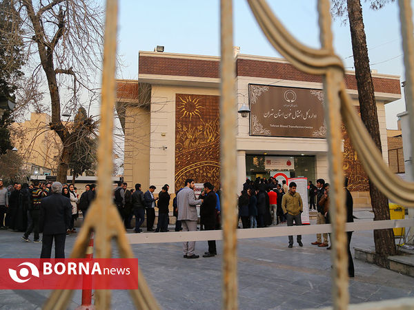 اهدای خون به مصدومان حادثه ساختمان پلاسکو