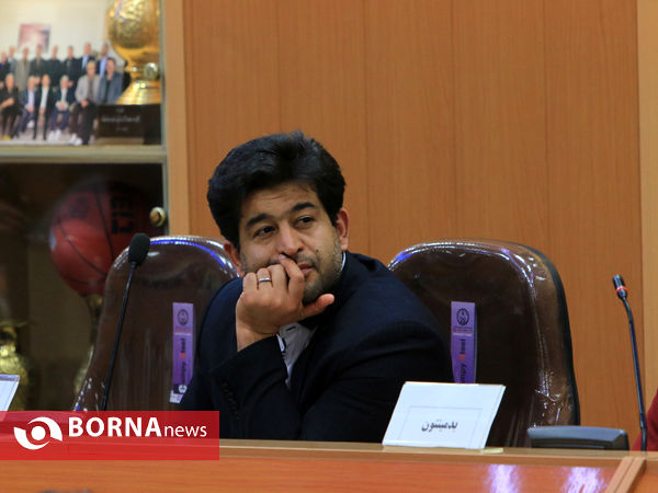 نشست دکتر خادم با مسولین ورزش و سمن های  استان اصفهان