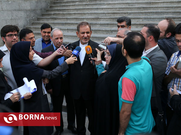 حیاط هیات دولت در روز خبرنگار