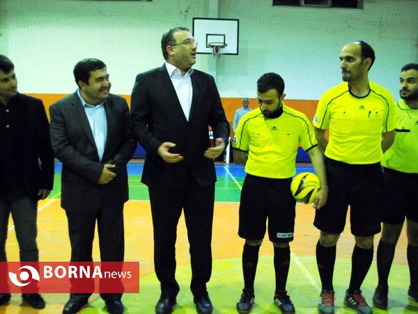 برگزاری فوتسال بین احزاب