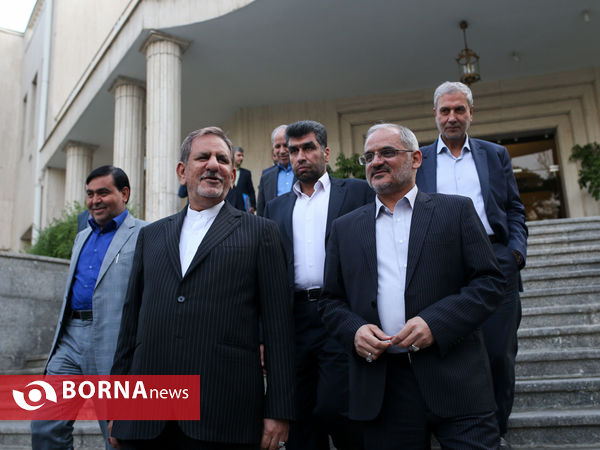 حیاط هیات دولت در روز خبرنگار