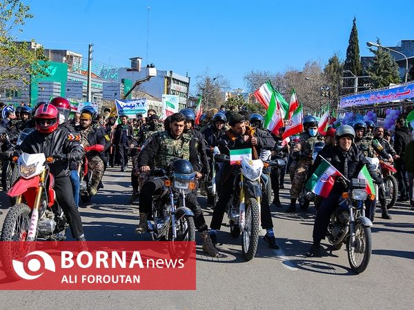 راهپیمایی 22 بهمن در ساری