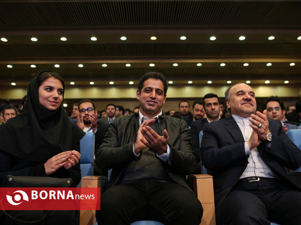 هم اندیشی صمیمانه جوانان با دولت