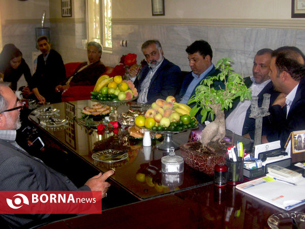 بازدید مسئولان غرب تهران از آسایشگاههای سالمندان