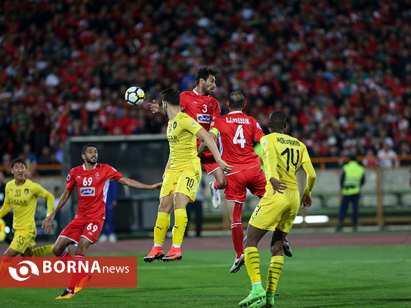 دیدار تیم های فوتبال پرسپولیس - السد