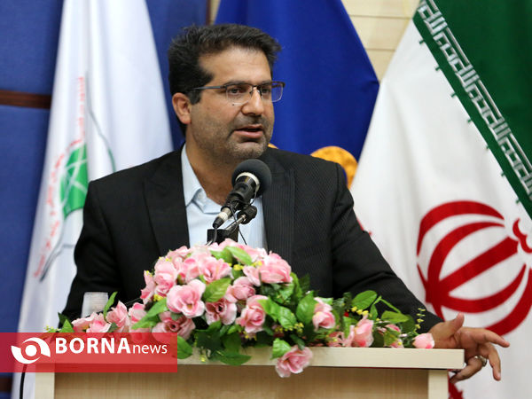 نشست ادبی «واژگان سرخ» در شیراز