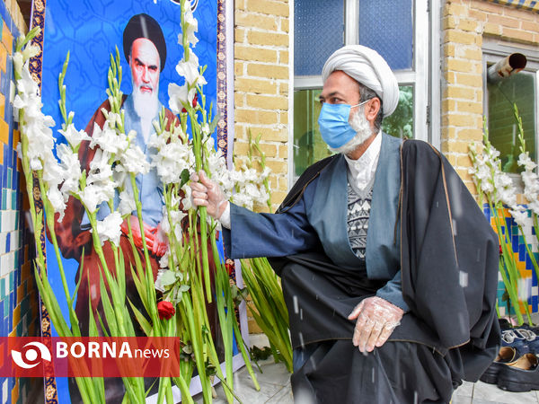 گلباران حجره طلبگی امام خمینی(ره) در اراک