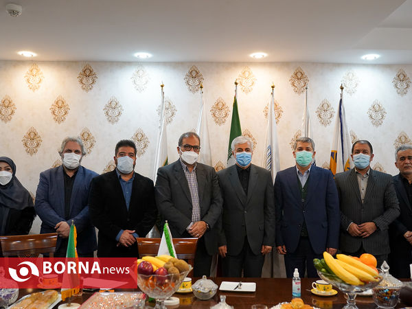 بازدید وزیر ورزش و جوانان از دفاتر فدراسیون ها