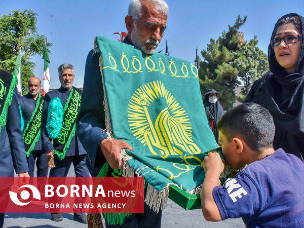 ارادت به امام رضا(ع)