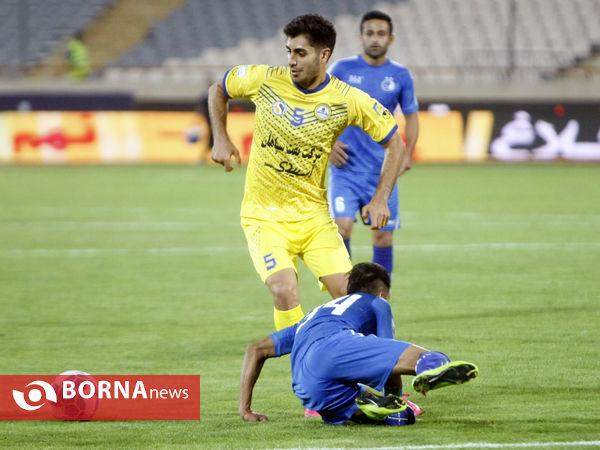 استقلال - نفت