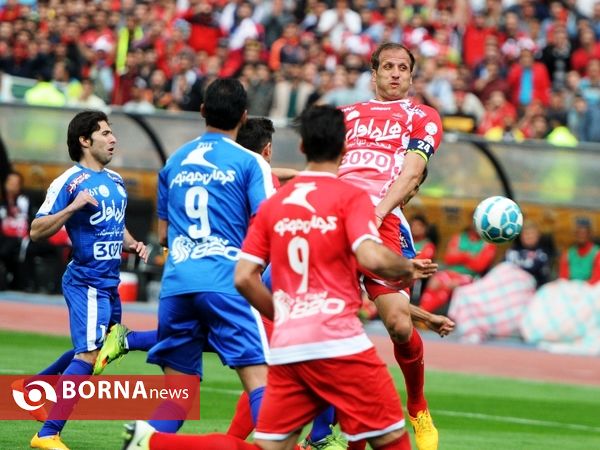 دیدار تیم های پرسپولیس تهران - استقلال تهران