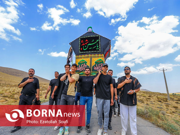 آیین نخل‌گردانی در روستای ساکی