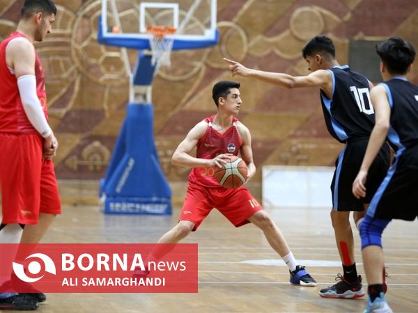 رقابت های پلی آف لیگ نوجوانان کشور 