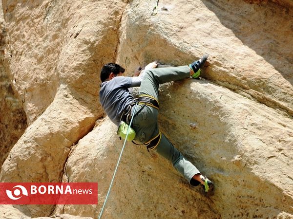 صخره نوردی در منطقه تنگه وردیج- غرب تهران