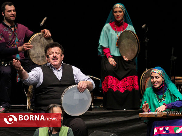 کنسرت "گروه رستاک" در سی و دومین جشنواره موسیقی فجر