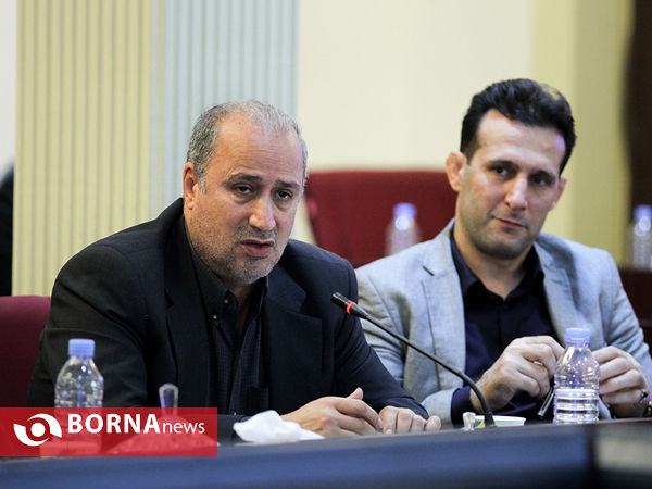 جلسه روسای فدراسیون ها با حضور وزیر ورزش و جوانان
