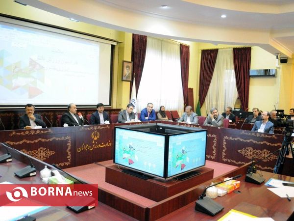 نشست  وزیر ورزش و جوانان با روسای فدراسیون‌ها