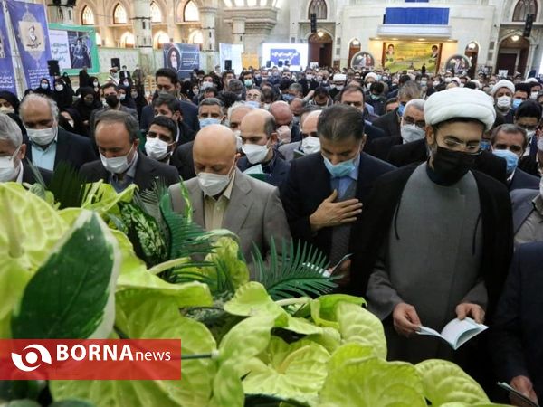 حضور وزیر علوم در حرم امام (ره)