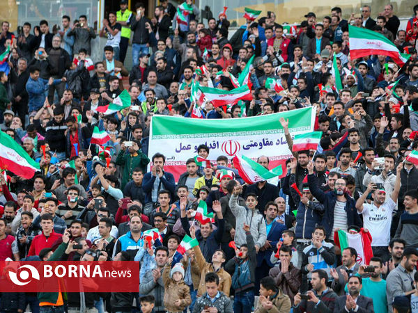 دیدار تیم های ملی ایران و عمان