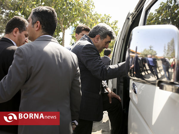 آیین نواختن زنگ دانش آموز شهید