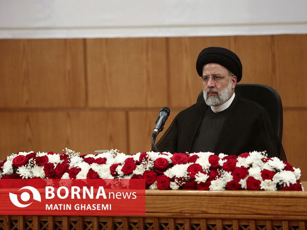 دیدار رییس جمهور با تجار و فعالان اقتصادی سوریه و ایران