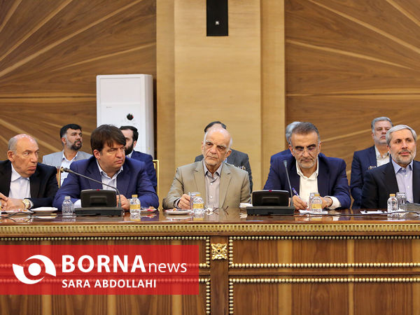دیدار جمعی از تولیدکنندگان و کارآفرینان با رئیس جمهوری