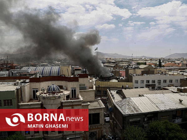 آتش سوزی در انبار چسب بازار تهران