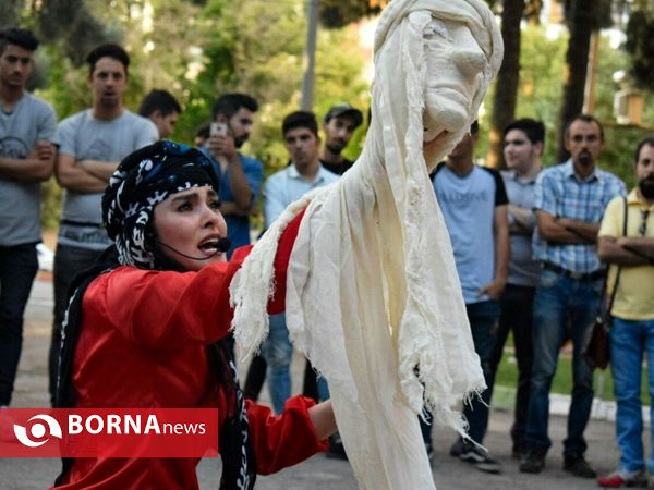 تئاتر خیابانی هفت بوو کله در کرمانشاه