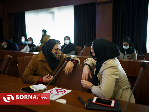 تجلیل از فعالان حوزه ورزش بانوان