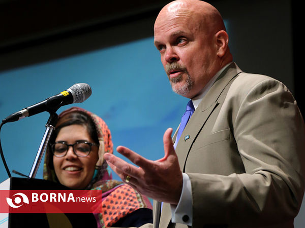 هم یاری برای صلح ، کرامت انسانی برای همه