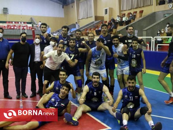 دیدار تیم های والیبال ابریشم لاهیجان _ تالار افرند شیرکوه رودبار