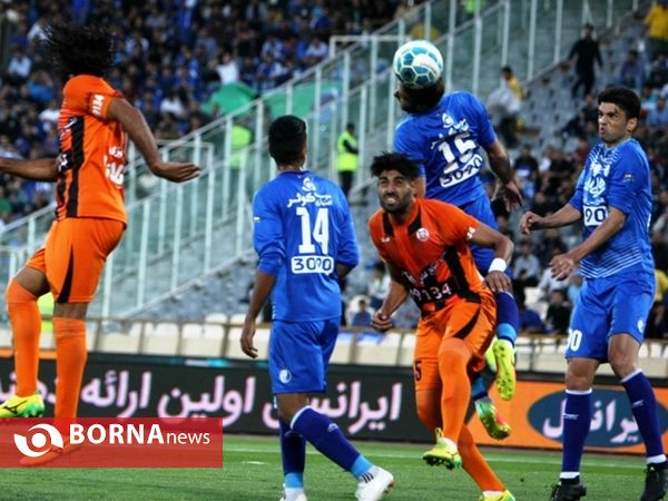 دیدار تیم های استقلال تهران - مس کرمان