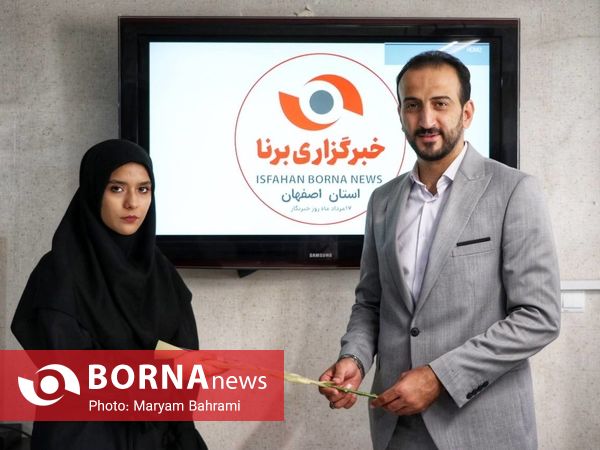 بازدید مدیرکل ورزش و جوانان استان اصفهان از خبرگزاری برنا به مناسبت روز خبرنگار 