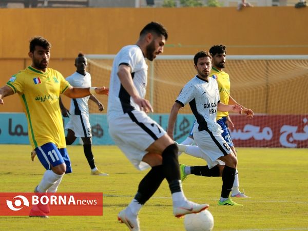 دیدار تیم های صنعت نفت - گل گهر