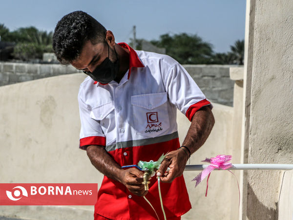 بهره‌برداری از فاز اول برنامه «نذر آب ۴» توسط جمعیت داوطلبان هلال احمر استان فارس