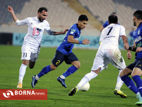 دیدار تیم های استقلال و ذوب آهن