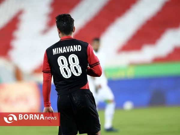 دیدار تیم های فوتبال  پرسپولیس - ماشین‌سازی