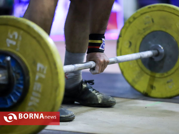مسابقات وزنه برداری کارگران