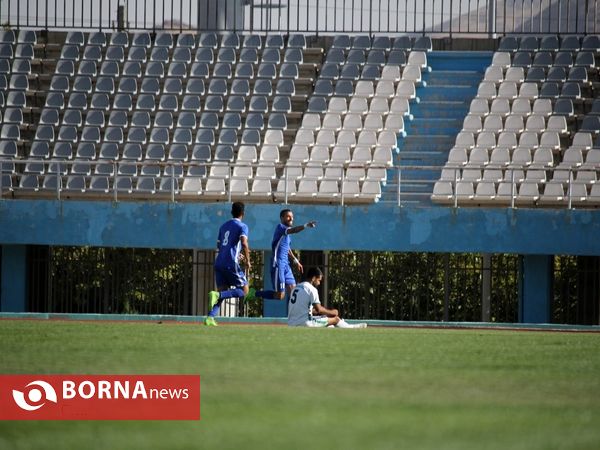 دیدار تیم های آلومینیوم اراک - نیروی زمینی تهران