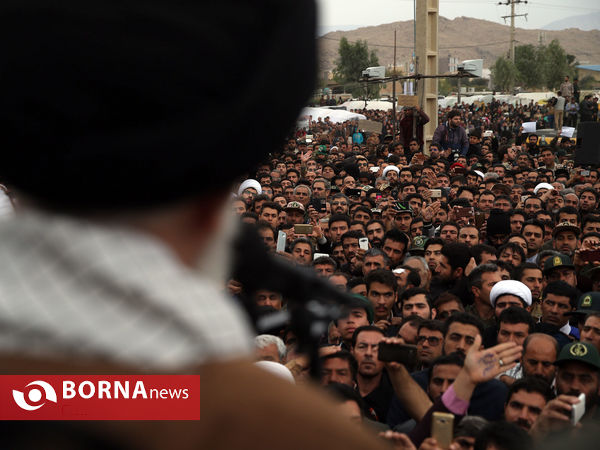 بازدید سرزده رهبر انقلاب از مناطق زلزله‌زده استان کرمانشاه