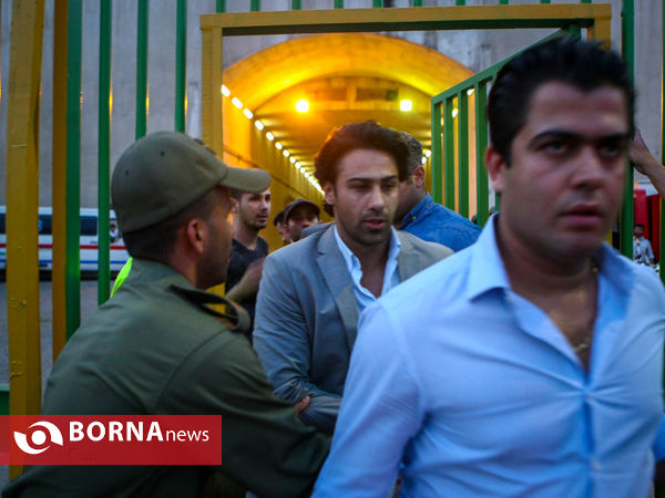 در حاشیه دیدار استقلال - تراکتور سازی