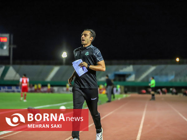 دیدار تیم های فوتبال آلومینیوم - پرسپولیس