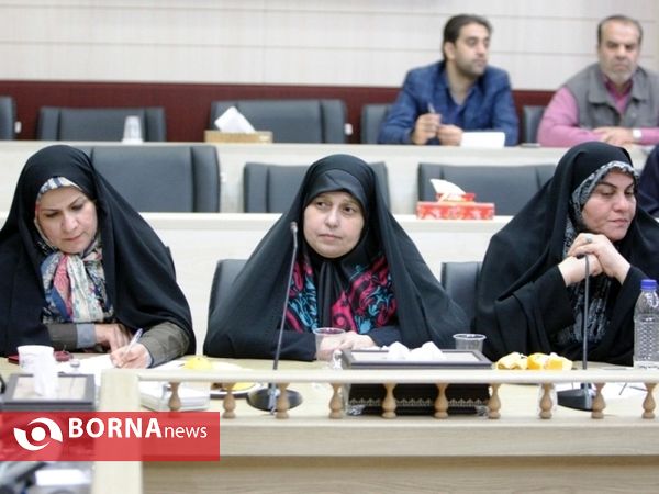 نشست استاندار تهران با نمایندگان استان تهران در مجلس شورای اسلامی