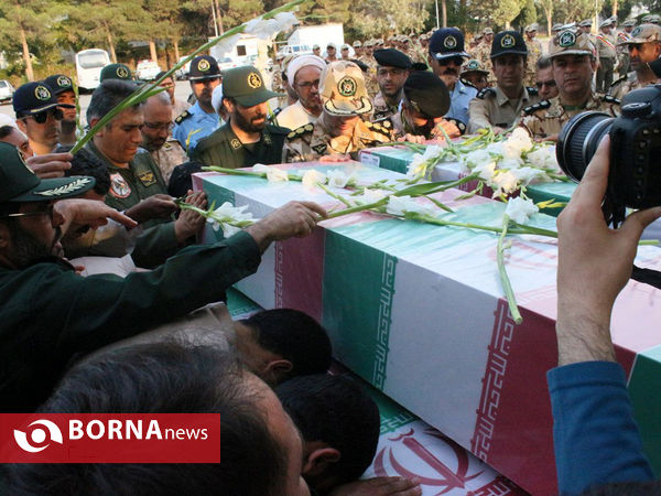 استقبال از شهدای گمنام در فرودگاه شیراز