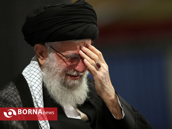 مراسم عزاداری شب هشتم محرم با حضور رهبر انقلاب